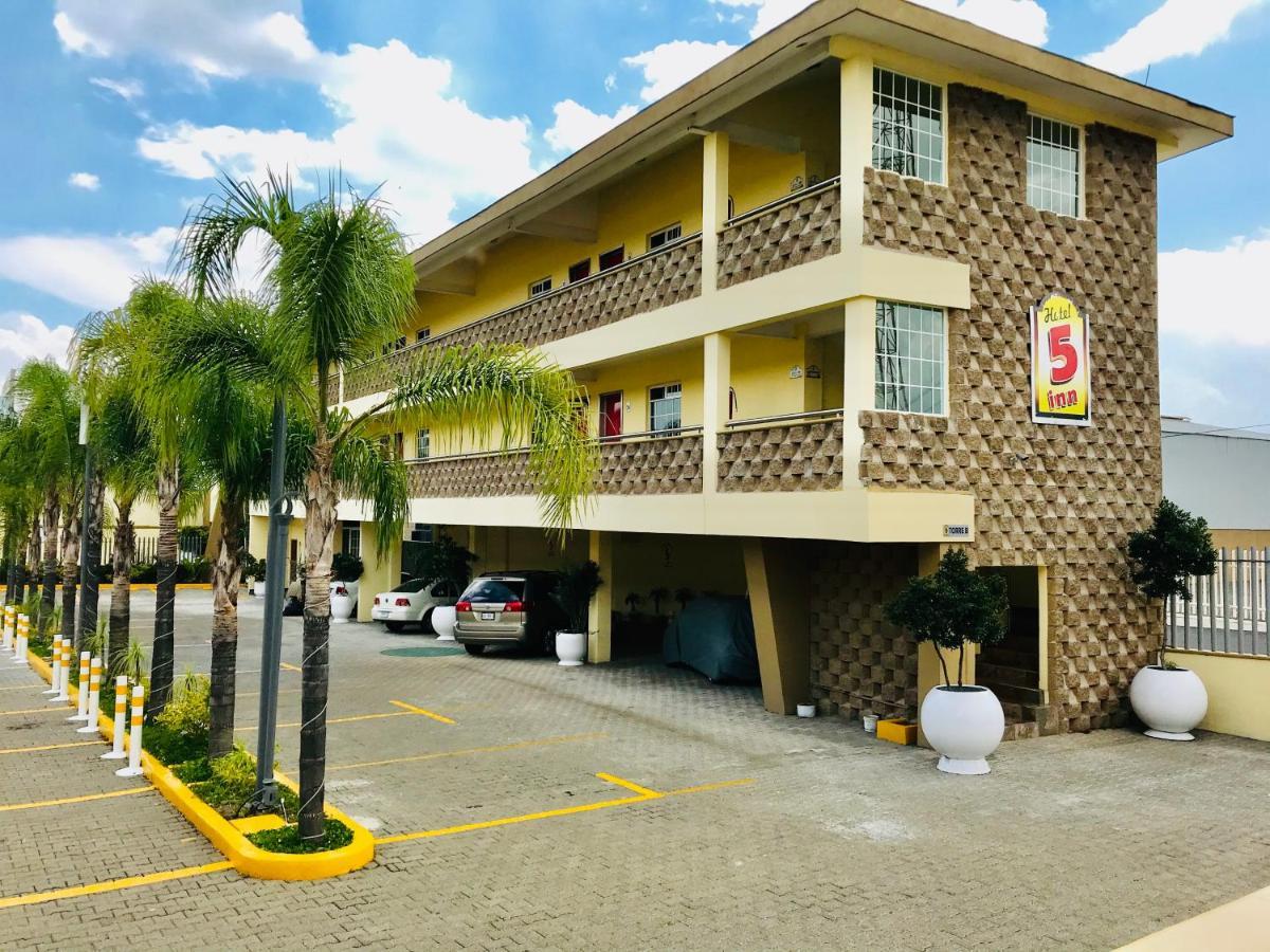 Hotel 5 Inn Silao Exterior foto
