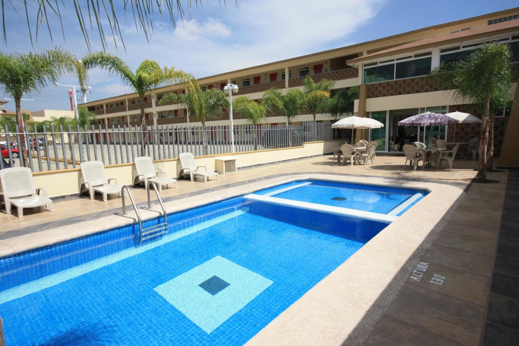 Hotel 5 Inn Silao Exterior foto
