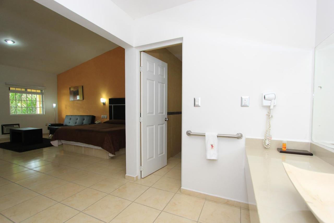 Hotel 5 Inn Silao Exterior foto