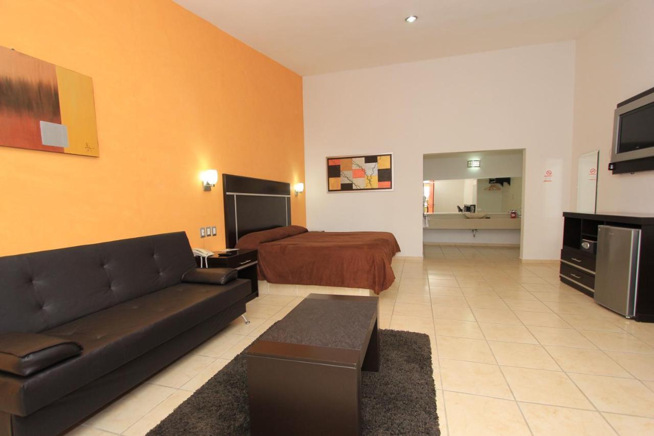 Hotel 5 Inn Silao Exterior foto